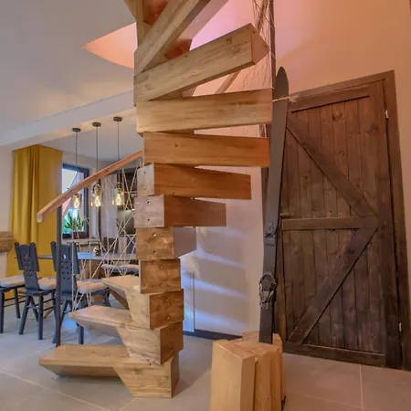 Chalet U Pana Boga Za Plotem